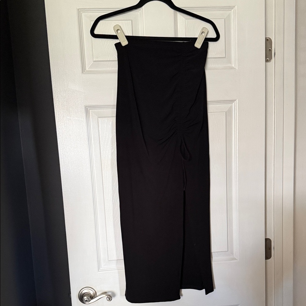 Elegant Black Women's Skirt